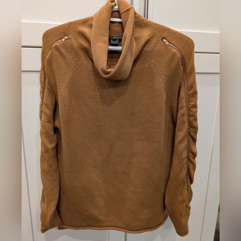 French Connection Sweater - Picture 8 of 10